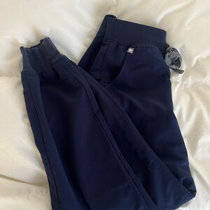 Figs Zamora Joggers Navy Petite Small